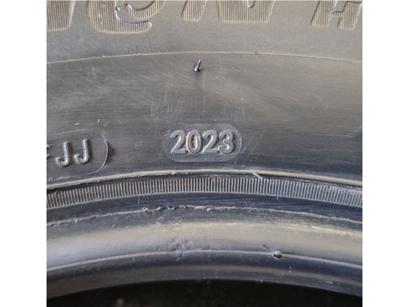 Recambio de neumaticos para » otros... sin categoria   referencia OEM IAM 2057015 205701596 2057015